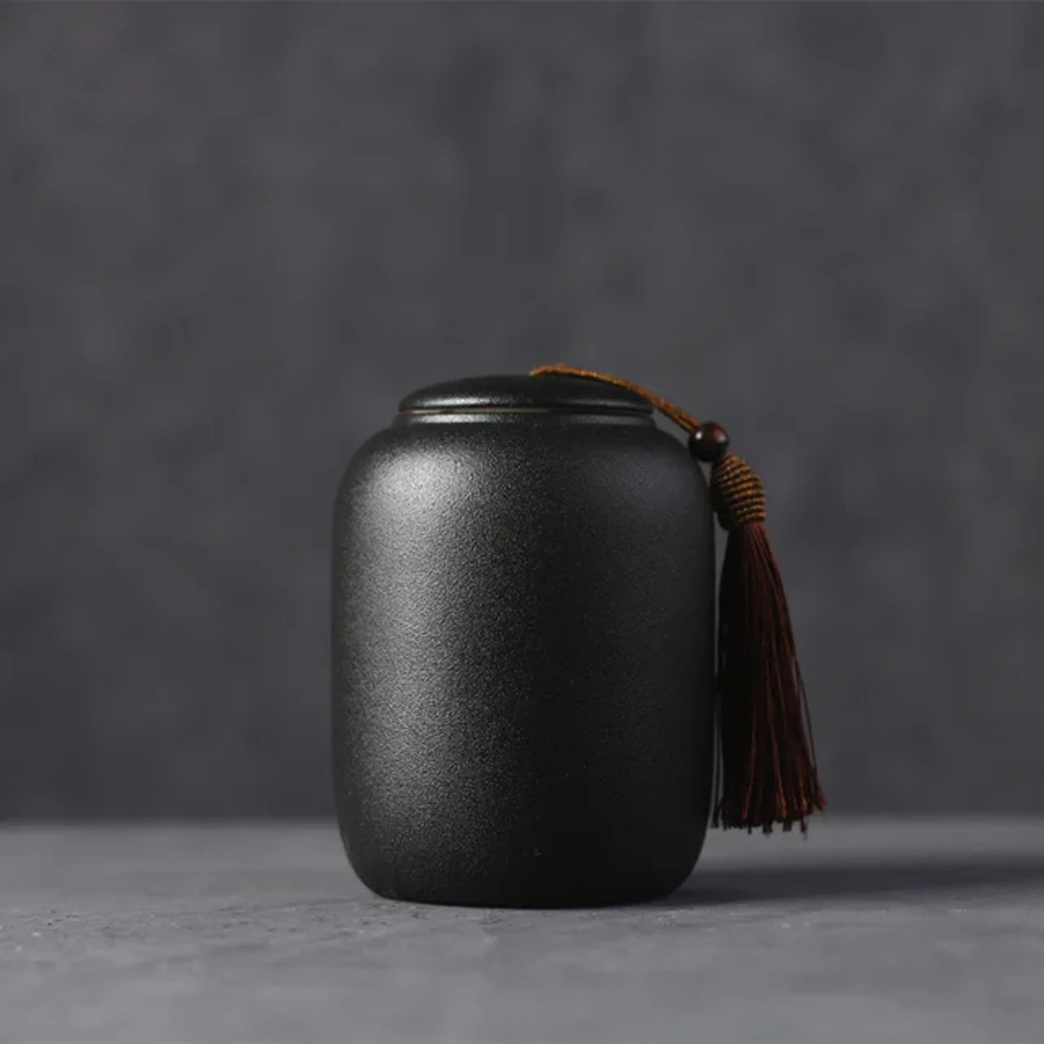 Beautiful, elegant, and stunning black ceramics pet urns for ashes - Pettributemarkers - 